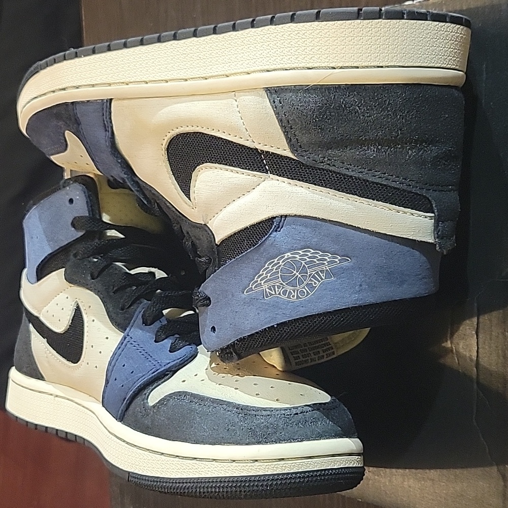 Jordan 1 Zoom CMFT 2 "Blackened Blue" Womens 9.5 Mens 8 EUC - Picture 8 of 9